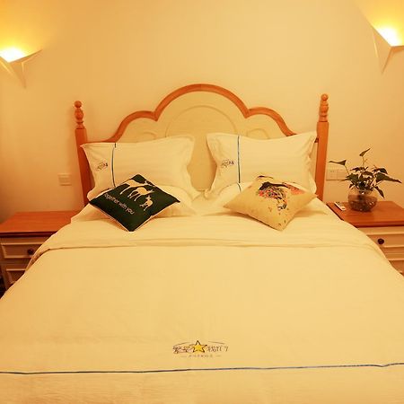 Infinite Stars Us Youth Hostel Чэнду Экстерьер фото